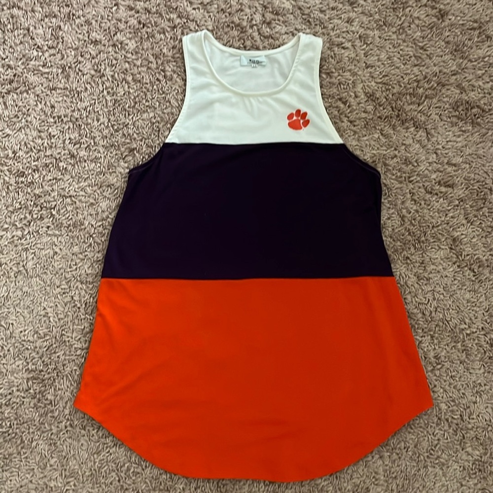 NWOT Clemson sleeveless boutique blouse